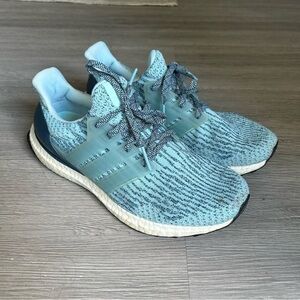 [8.5] Adidas UltraBoost 3.0 Running Shoes In Ice Blue Women’s Trainers S82055